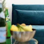 In Bed * نابولي