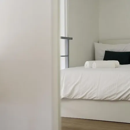 In Bed Naples